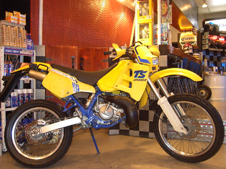 SUZUKI TS200R