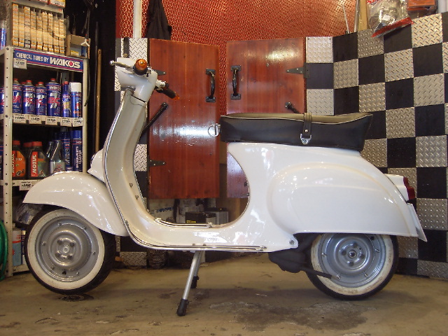 Vespa 100 VINTAGE
