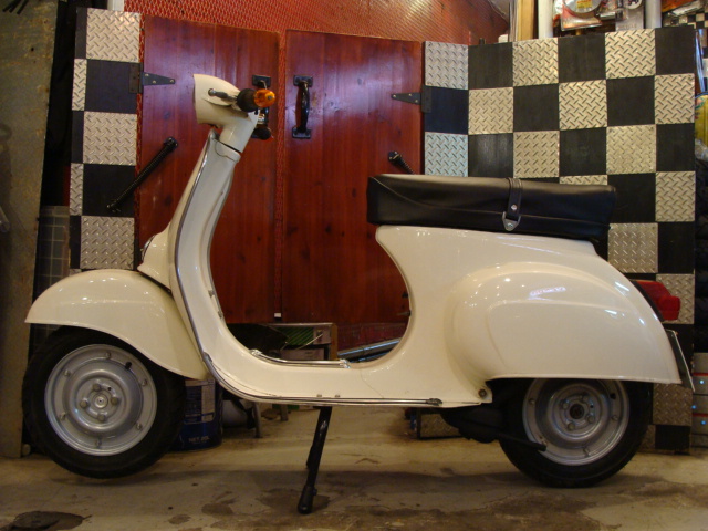 Vespa 100 Vintage