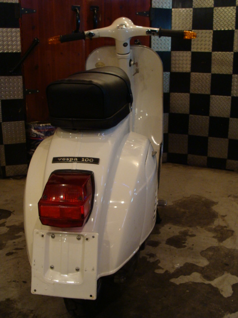 Vespa 100 Vintage