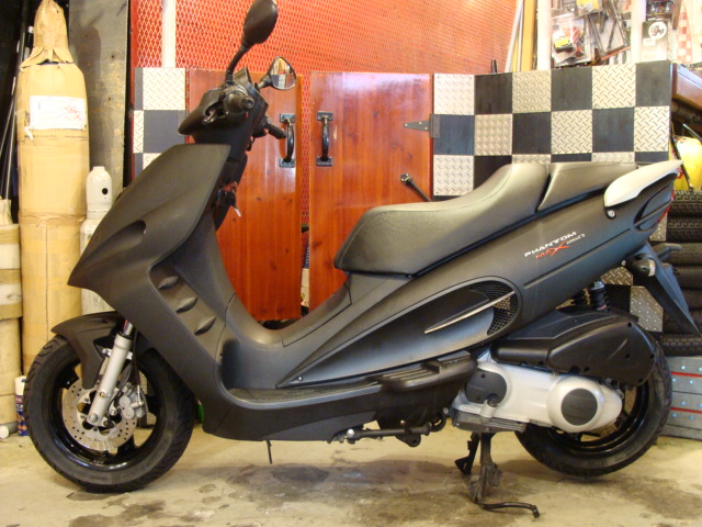 マラグーティ ファントムMAX250