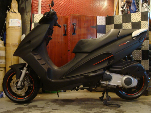 マラグーティ ファントムMAX250