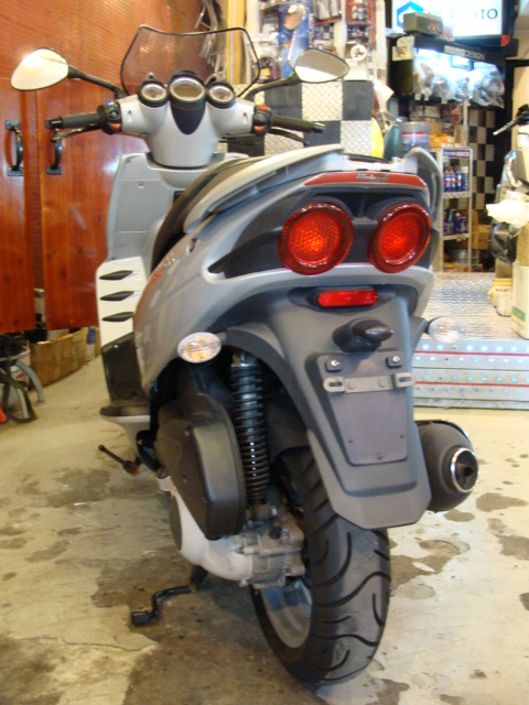 マラグーティ ファントムMAX250