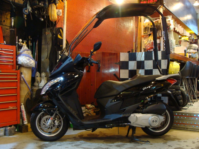 Malaguti ブログルーフ125ie