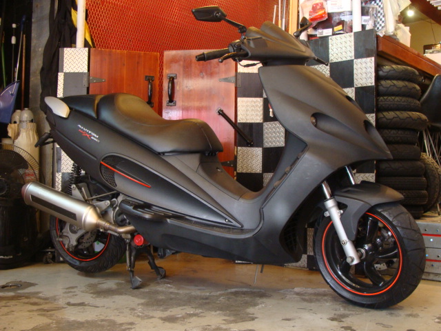 マラグーティ ファントムMAX250