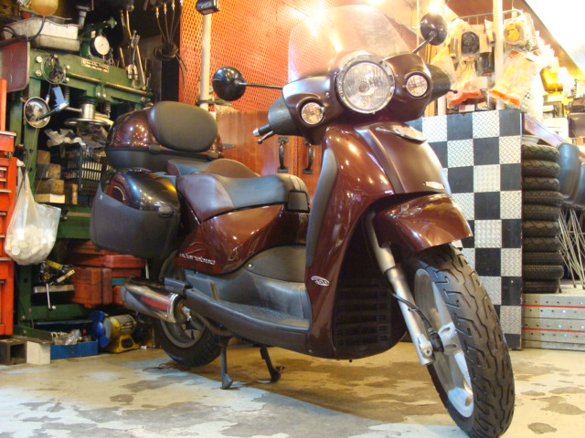 スカラベオ250GT