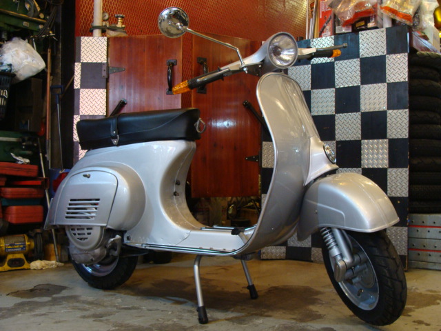 vespa 100 vintage