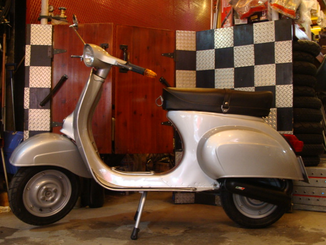 vespa 100 vintage