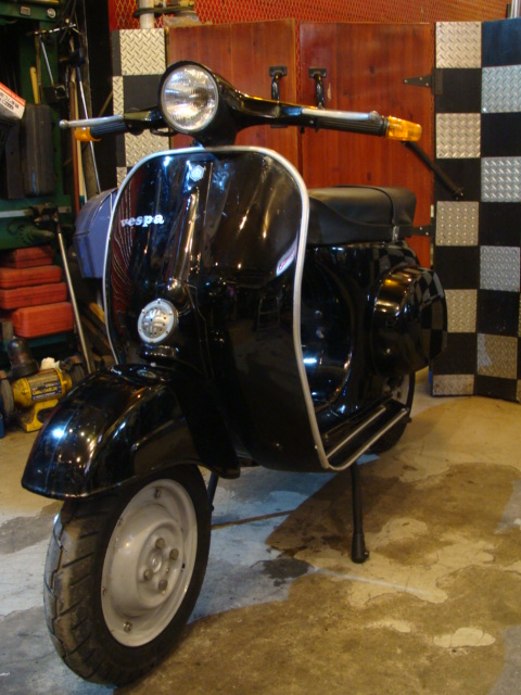 Vespa 100