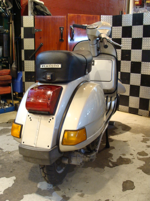 Vespa PX200E