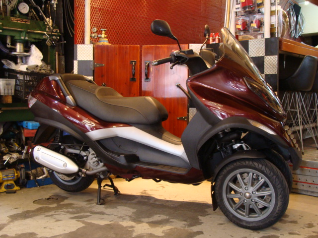 PIAGGIO MP3-250RL