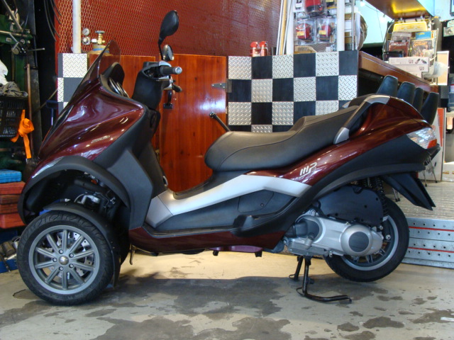 PIAGGIO MP3-250RL