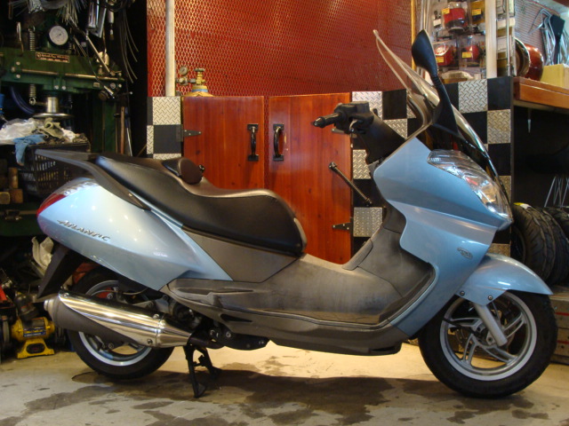 aprilia アトランティック250