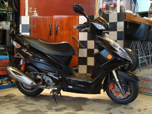KYMCO Racingking180Fi