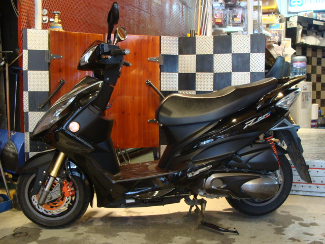 KYMCO Racingking180Fi
