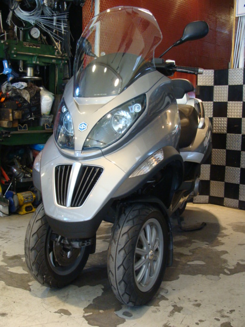 PIAGGIO MP3-250FL