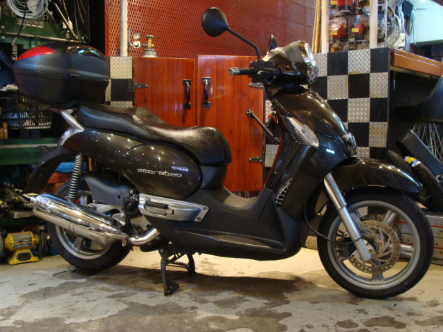 aprilia スカラベオ400ie