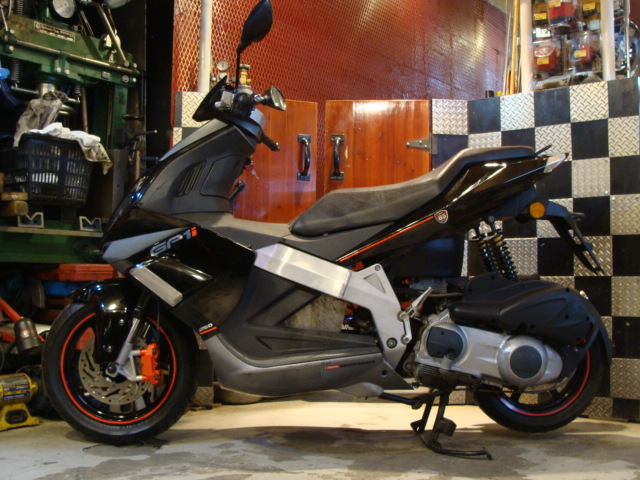 DERBI GP1-250i