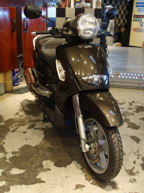 aprilia スカラベオ400ie