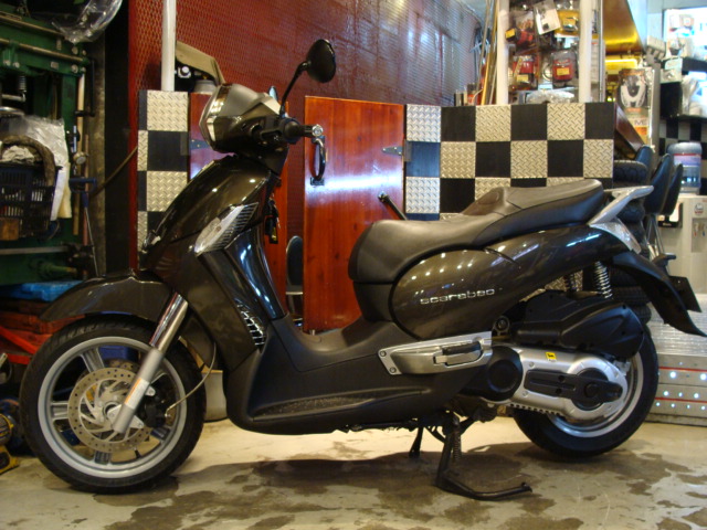 aprilia スカラベオ400ie