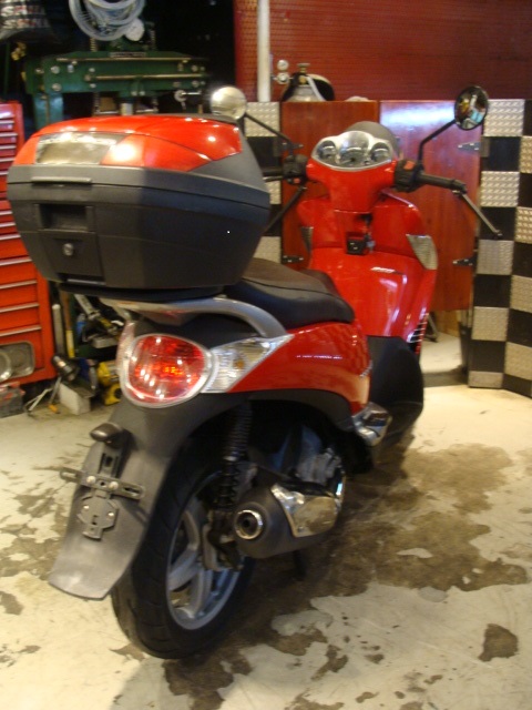 aprilia スカラベオ250ie