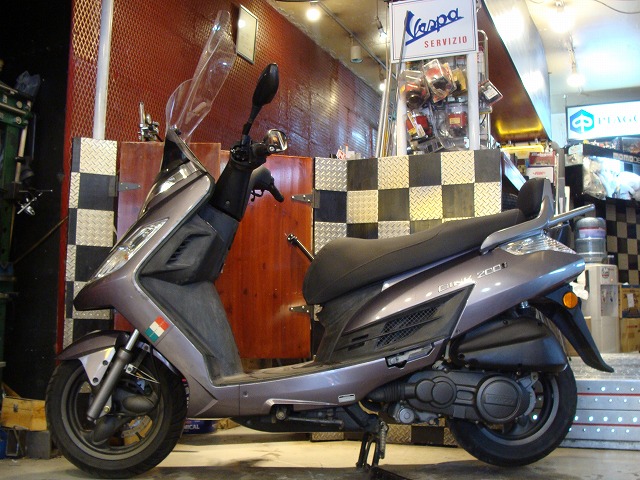 KYMCO DINK200i