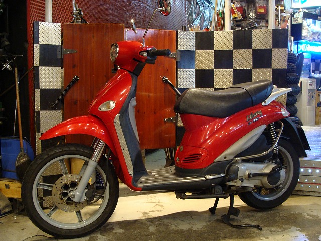 PIAGGIO リバティー150LE