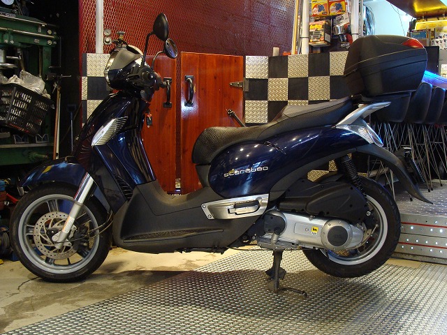 apurilia スカラベオ250IE