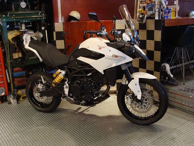 Moto Morini Granpasso1200