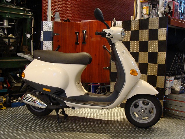 Vespa 50ET4