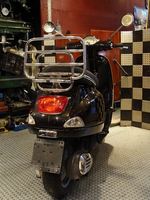 Vespa LX150ie
