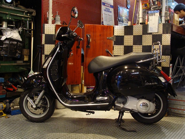 Vespa GTS250ie