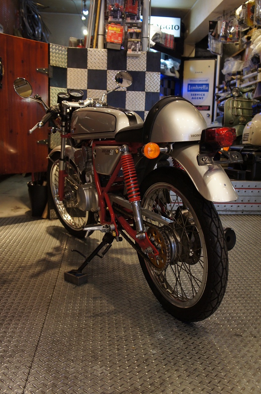 HONDA Dream50