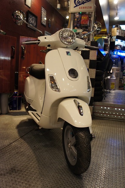 Vespa LX125ie