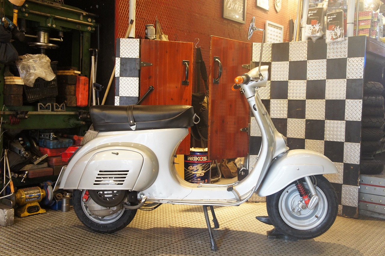 Vespa 100