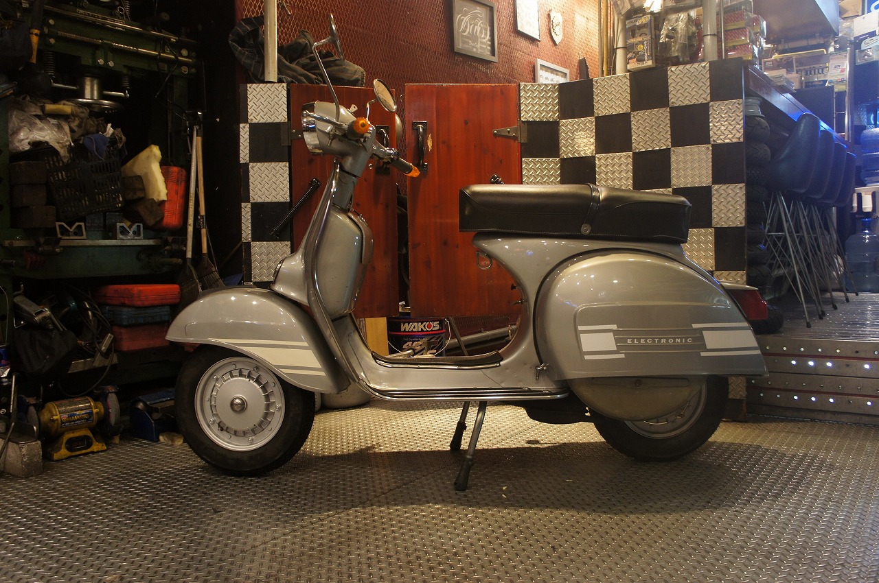 Vespa　200Rally