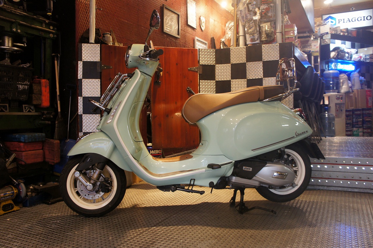 Vespa Primavera 150 PICNIC