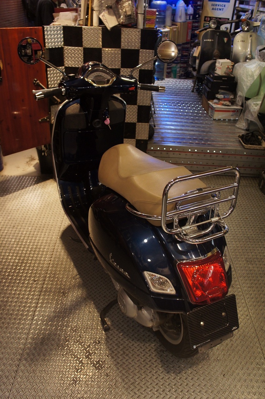 Vespa　GTS250ie-3