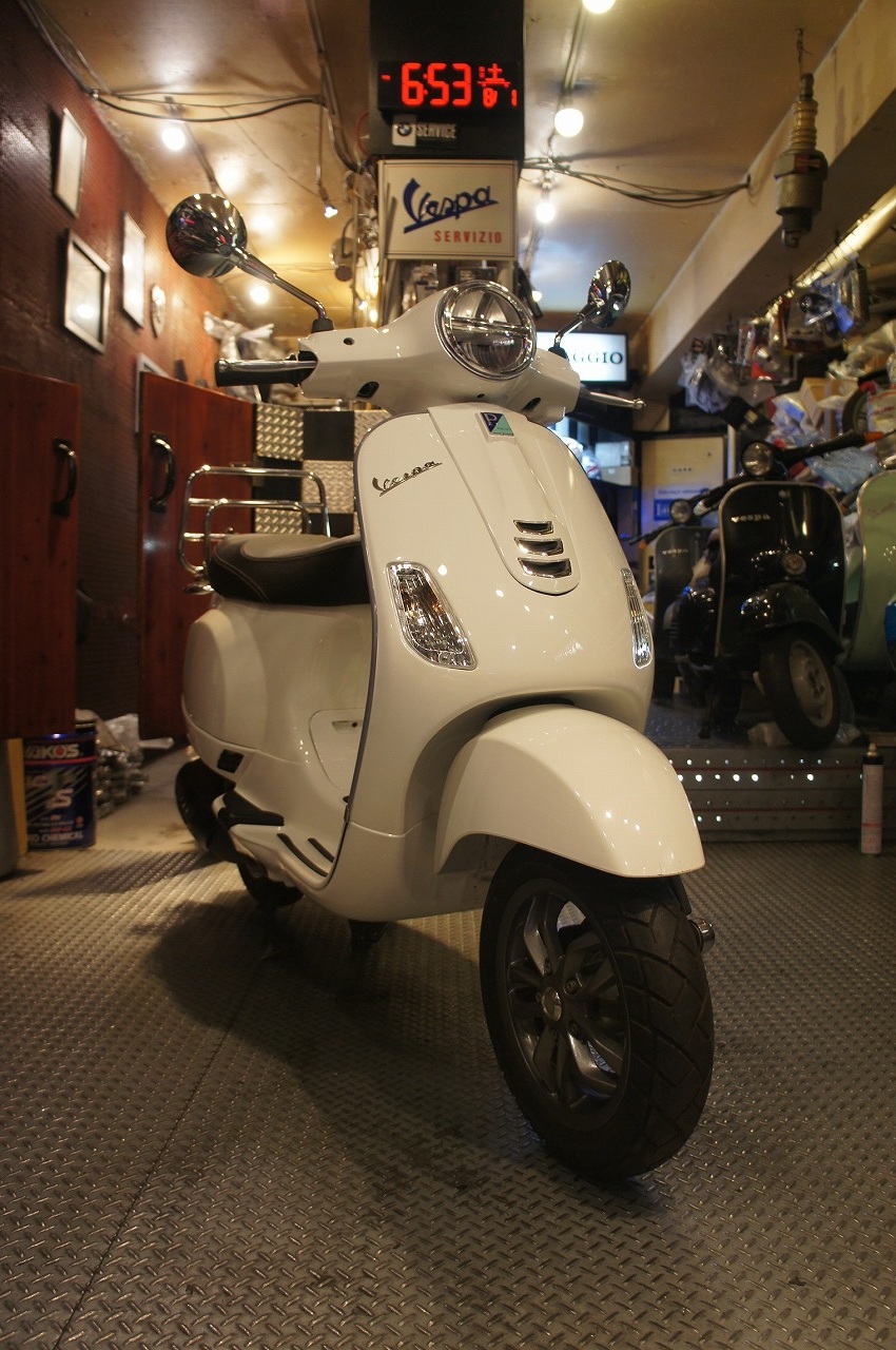 Vespa LX125i-get