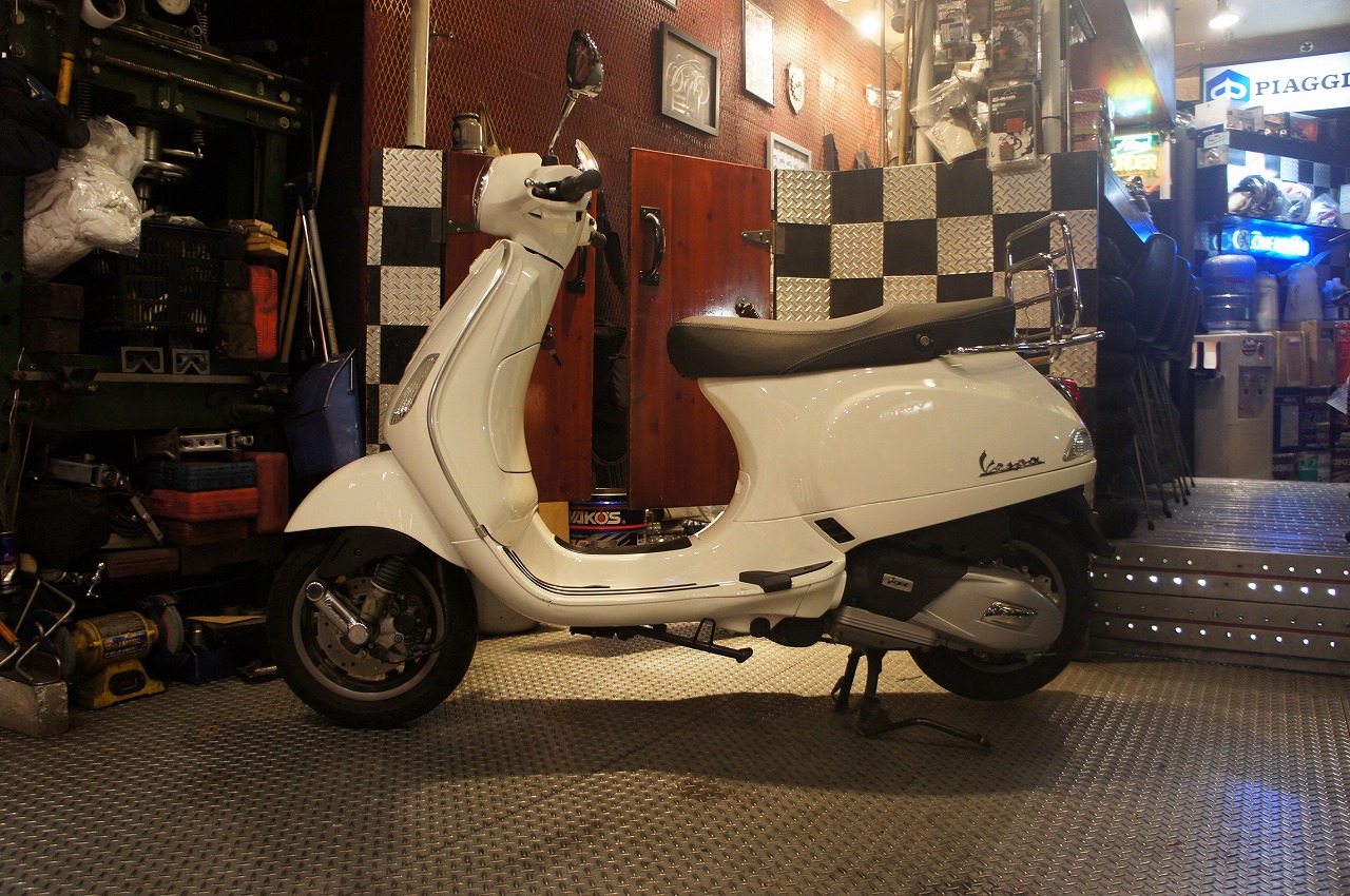 Vespa LX125i-get