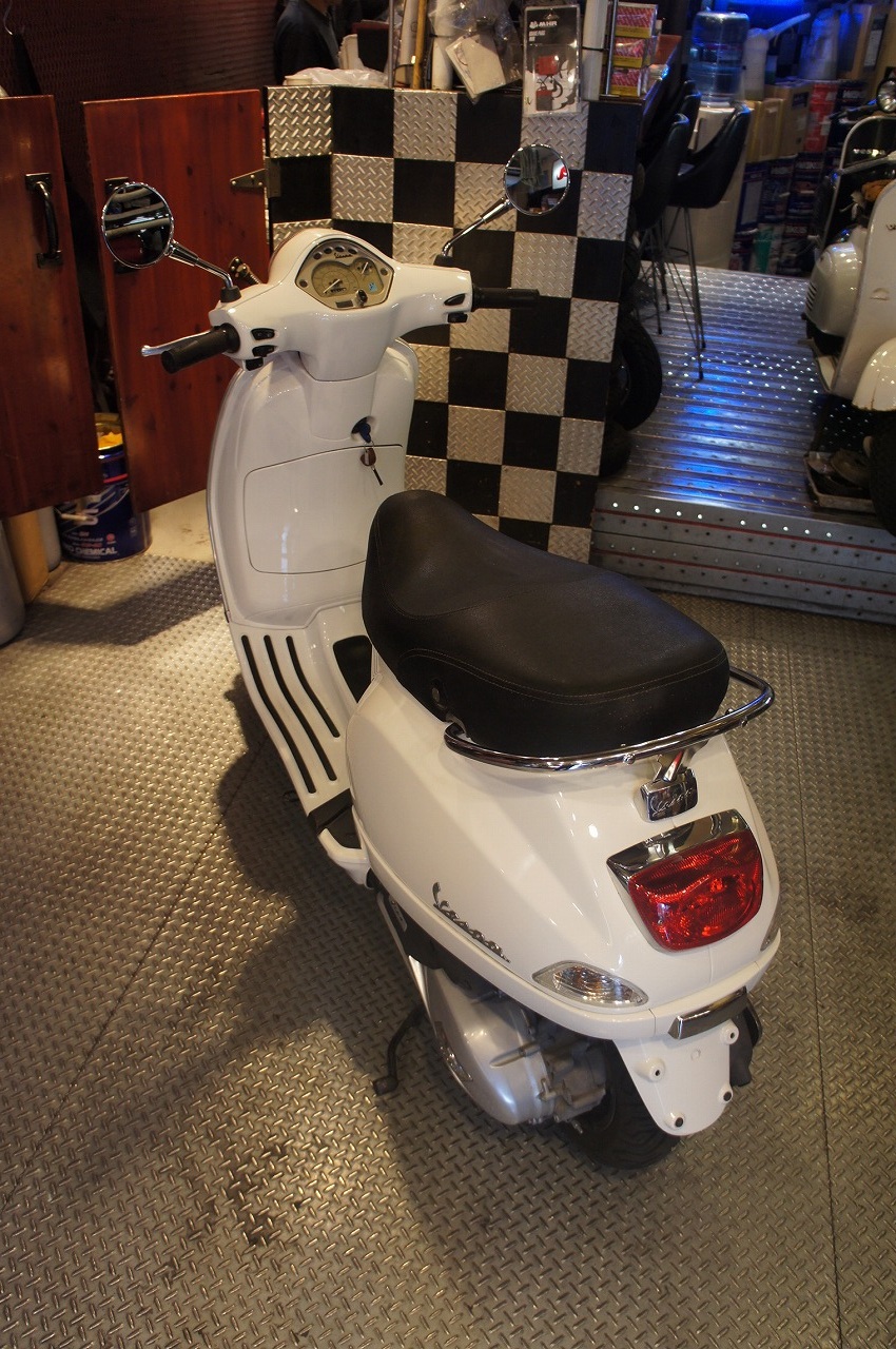 Vespa LX125i-get